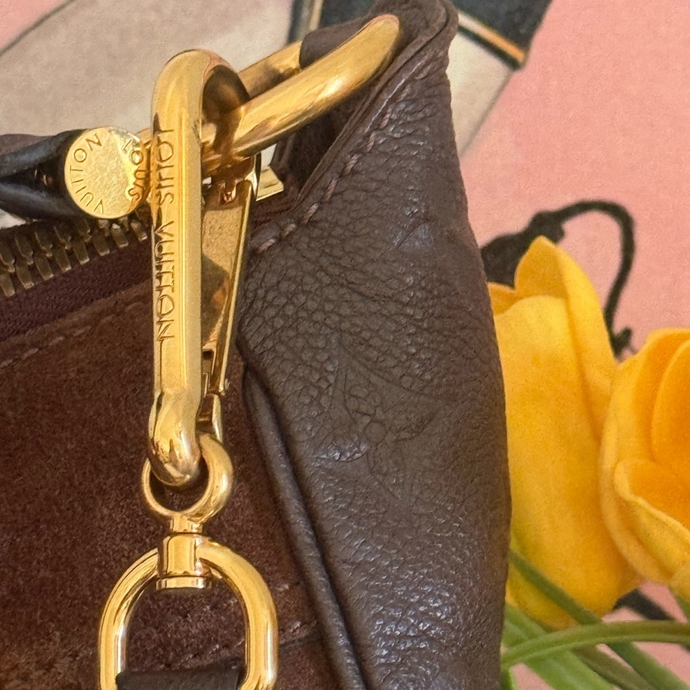 Louis Vuitton Audacieuse MM 🌟 - Picture 14 of 16